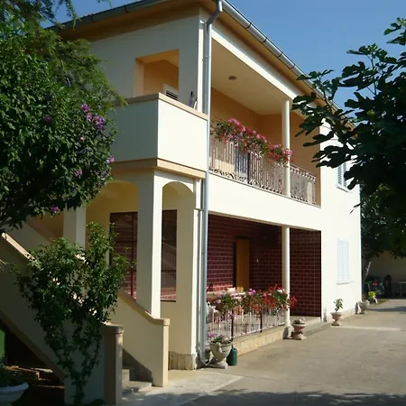 Apartment Marina * Dracevac