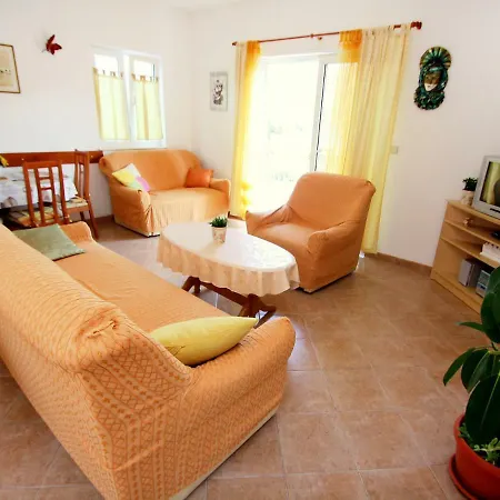 Apartment Marina *